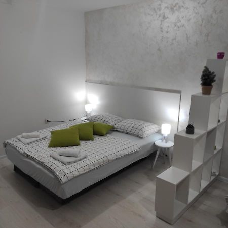 Apartman Jevrejska Banja Luka Eksteriør bilde